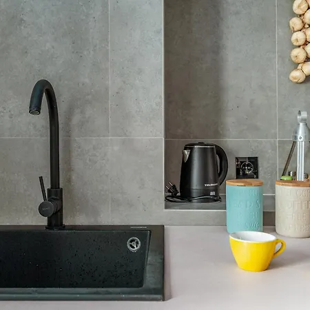 Lithos شقة Kostos